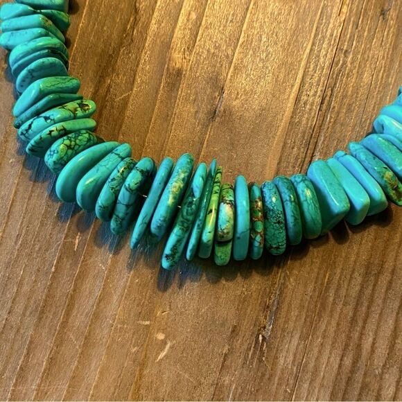Turquoise-colored Nugget Slab Heishi Statement Necklace - Picture 10 of 12